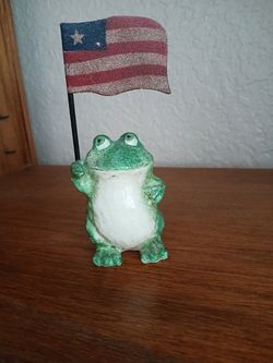 Frog figurine