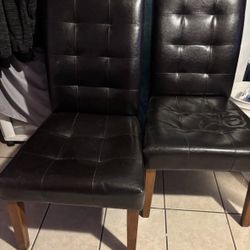 Round Glass Table And 4 Chairs 