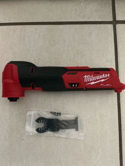 Milwaukee. M12 FUEL Lithium Ion Brushless Oscillating Multi Tool (Tool Only).