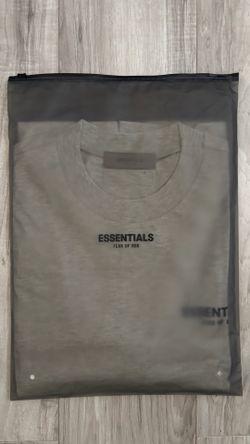 Essentials Light oat T-Shirt