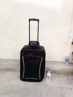 Skyway expandable luggage
