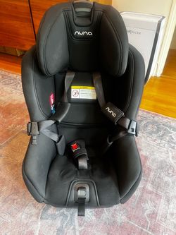 Nuna RAVA car seat