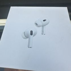 New Apple Products: IPhone 16 Plus , Apple Watch & AirPods Pro. SOLD Separately 