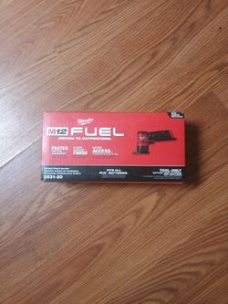 Milwaukee M12 Orbital Detail Sander (Tool Only)