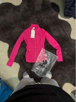 Lululemon top size 2 pink