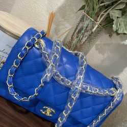 Classic Flap Shoulder Handbag 