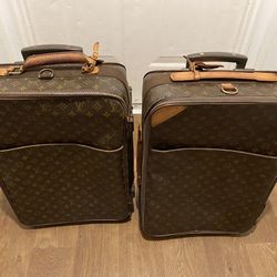 2 authentic Louis Vuitton 55 Monogram Suitcase Use Price For Boths Or $750 Each Firm Price I will not respond offer 