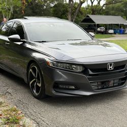 2019 Honda Accord 2.0 Turbo! $2000