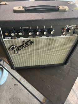 Fender Frontman 15G guitar amplifier