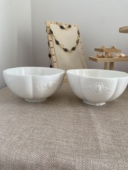 Set Of White Vintage Bowls 