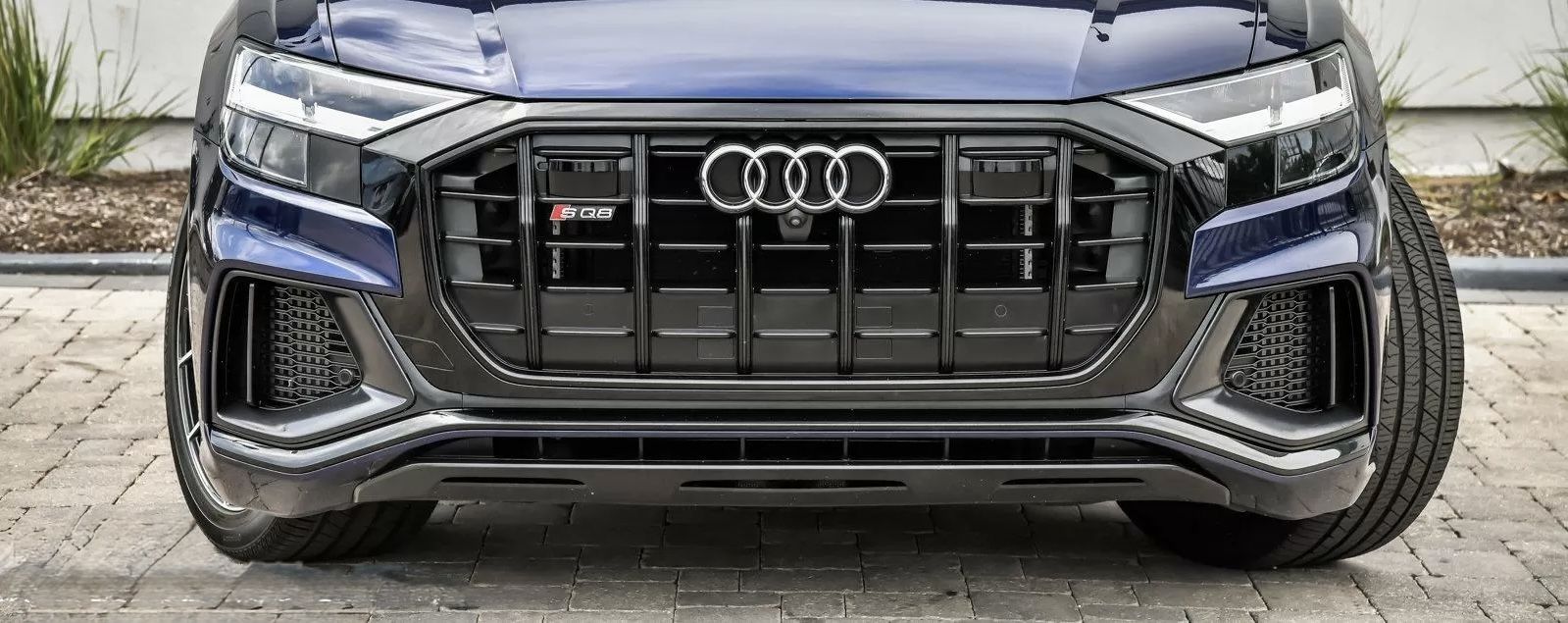 OEM 2021 Audi SQ8 Black Front Center Grille