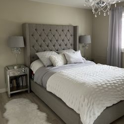 Queen Size 8 Piece Bed Set