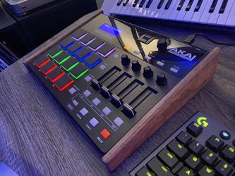 Akai MPD226 With Custom Wood Stand
