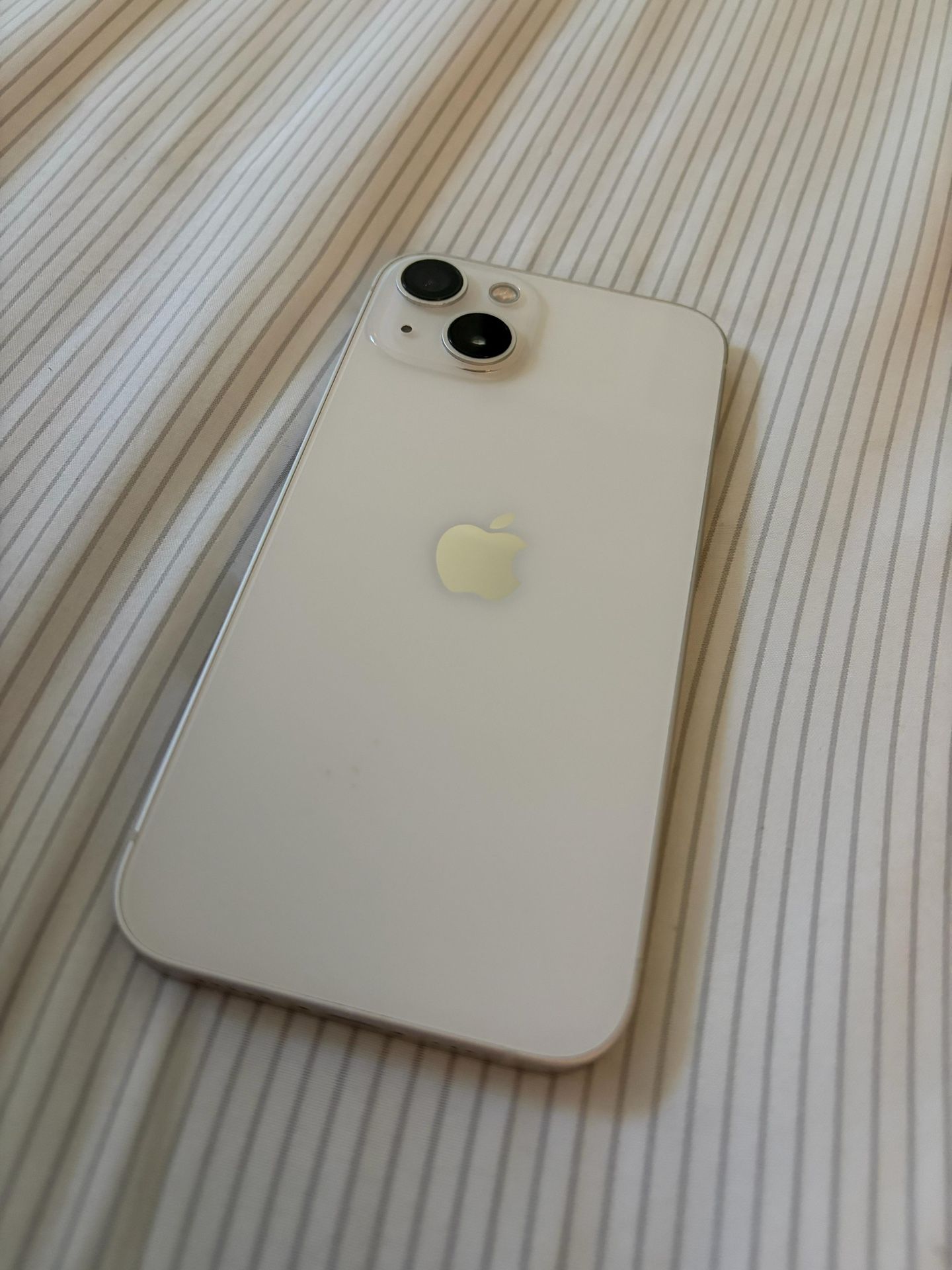 IPhone 13 UNLOCKED