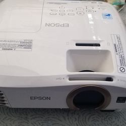 Epson Powerlite  Home Cinema 2045