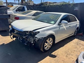 2011 Toyota Avalon PARTS ONLY