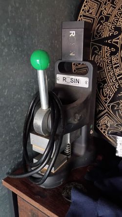 Rosin extractor