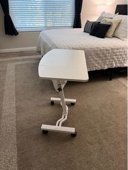 Adjustable Rolling Laptop Desk – White