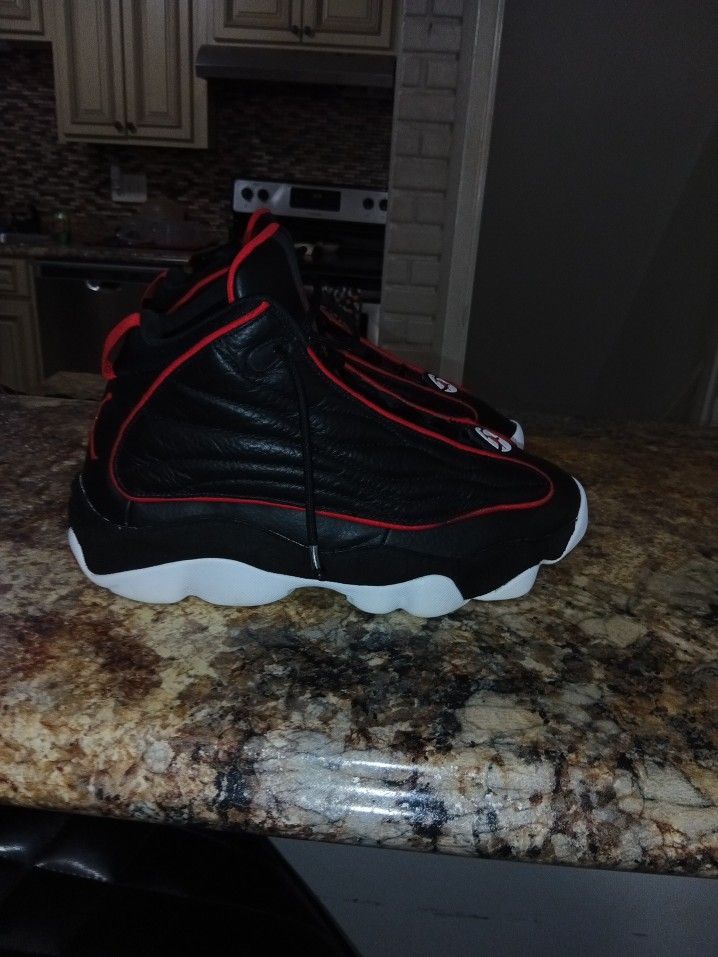 Jordan Pro Strong University Red