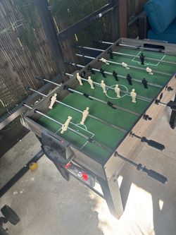 Gaming table