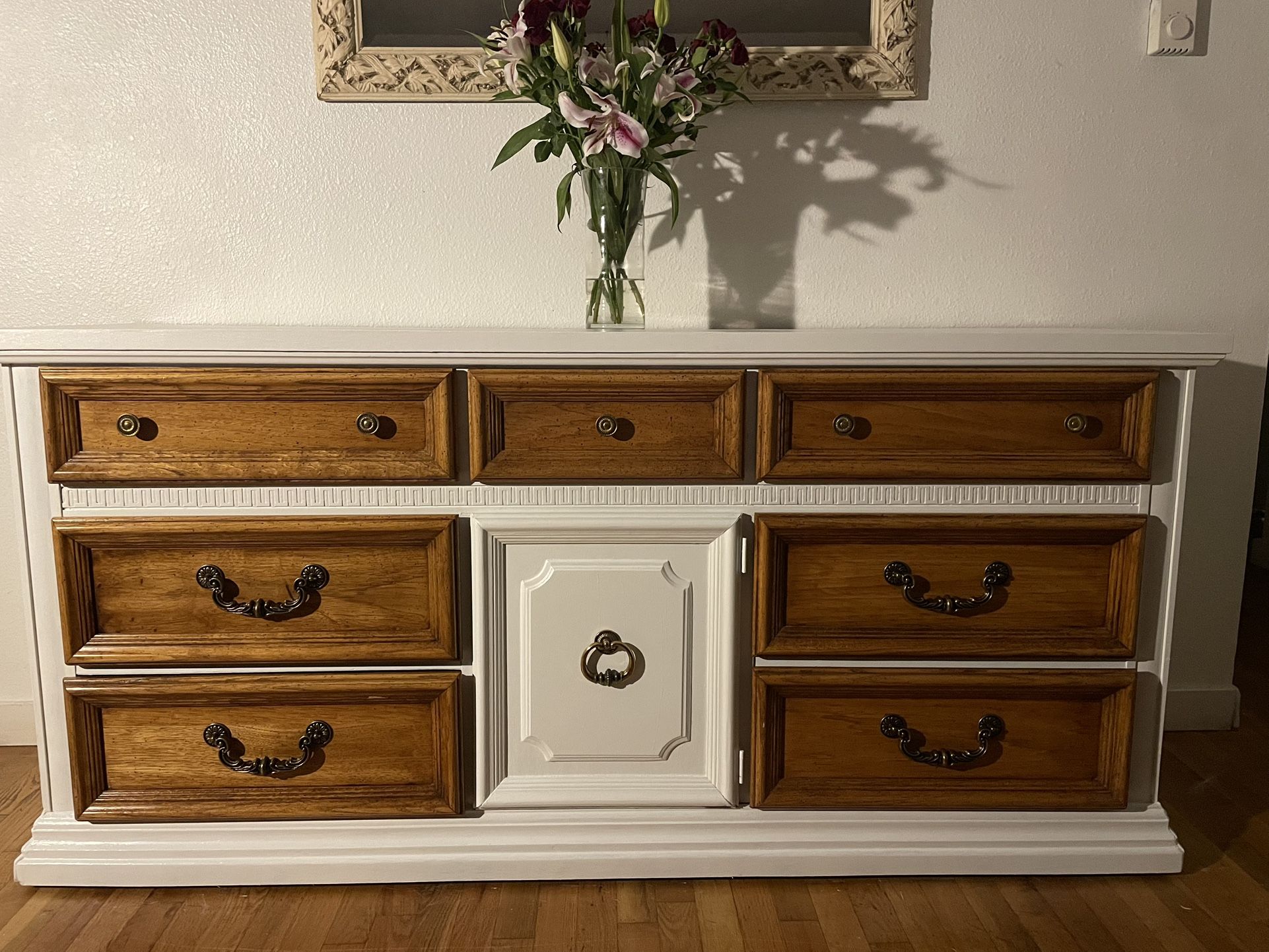 62 L 19 W 36 H Antique Drawer