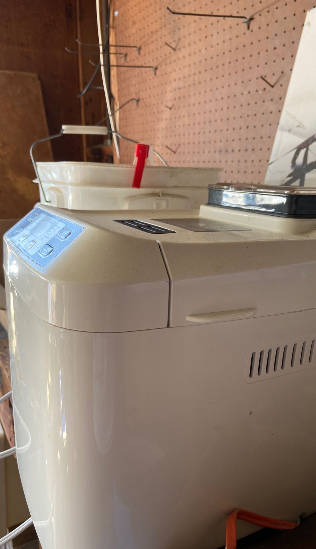 Bread maker
