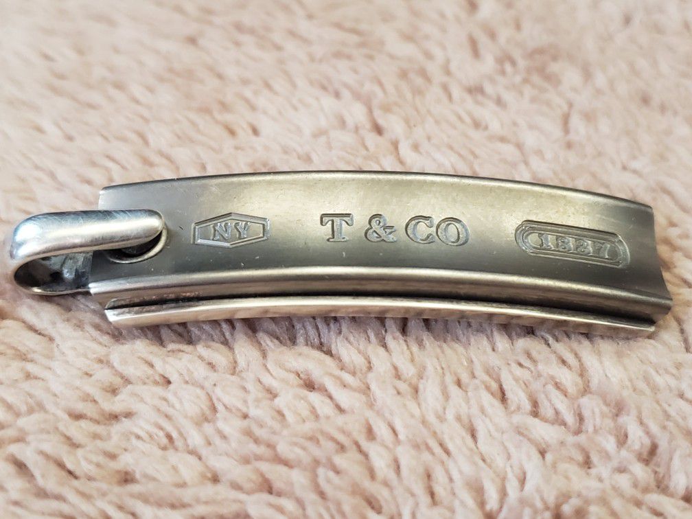 Tiffany & CO Titanium necklace pendant bar/tag