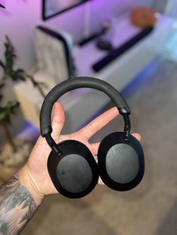 Sony WH-1000XM5 Noise Cancellation Headphones