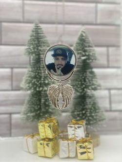 Ornament/car charm wings