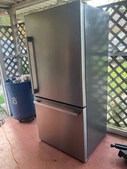 Refrigerator for sale- 3 months old. Perfect condition