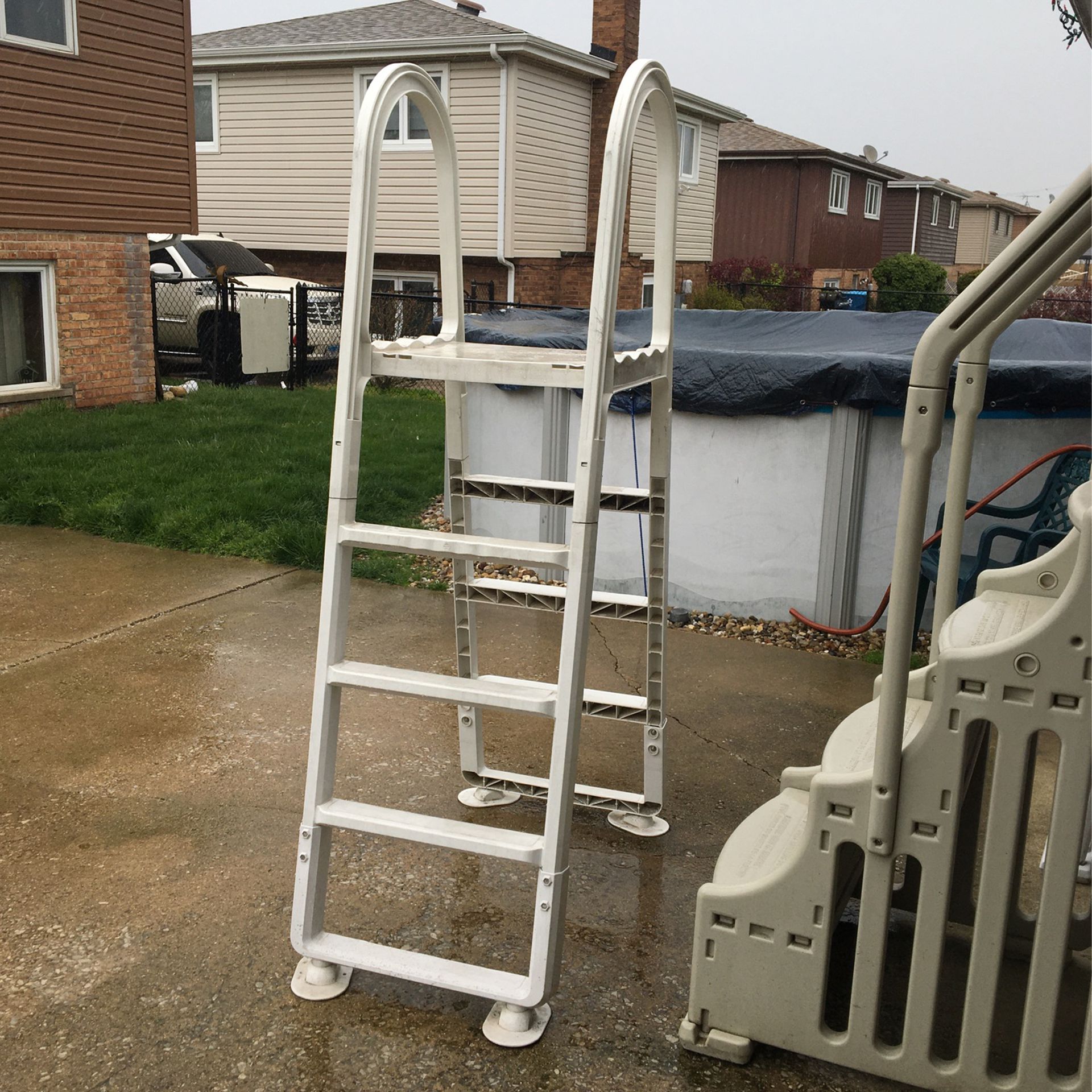 Swimming Pool Ladder 53 Inches High With Hundred dollars