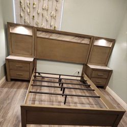 King/Queen Bedroom Set