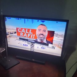 28 INCH ELEMENT TV NO REMOTE 
