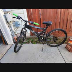 Shimano 21 Speed 26 Inch $65 OBO And Includes Almost New Helmet!!