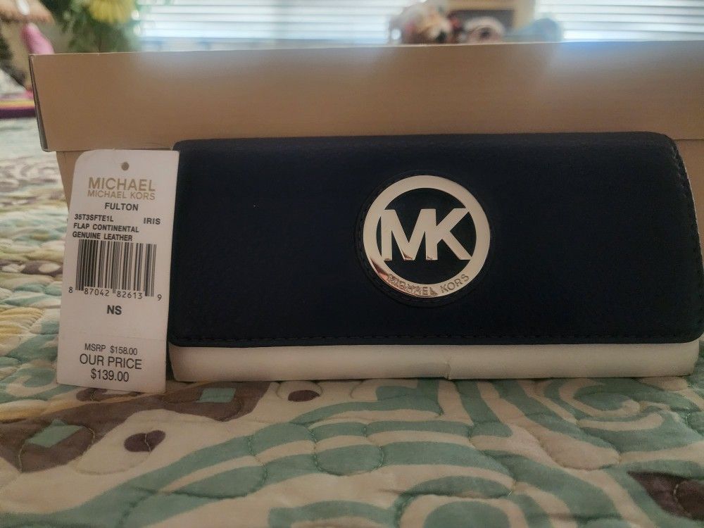 Michael Kors Wallet New