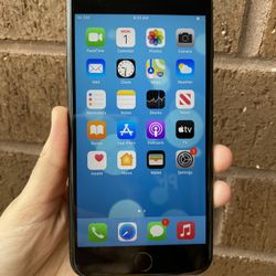 iPhone 7 Plus - 32 GB - Unlocked For Worldwide Use 