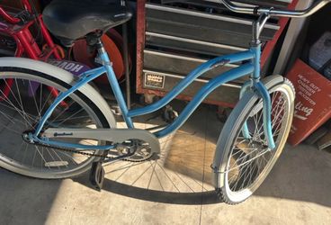 Blue Beach cruiser
