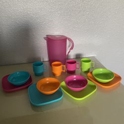 Tupperware Play Set