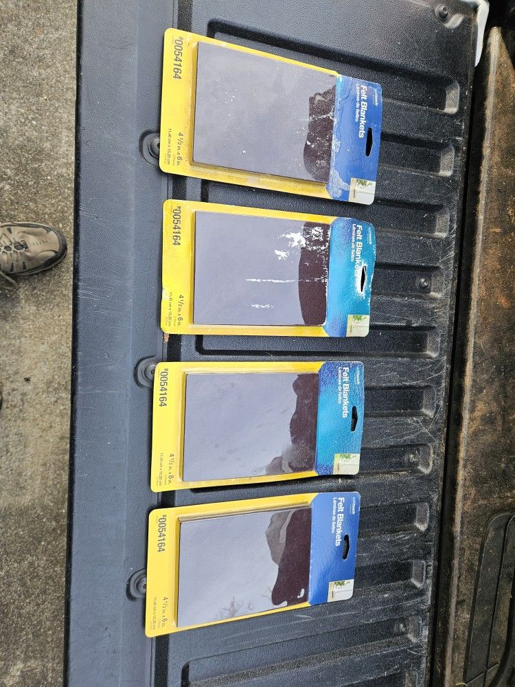4 Packs Of Furniture Pads