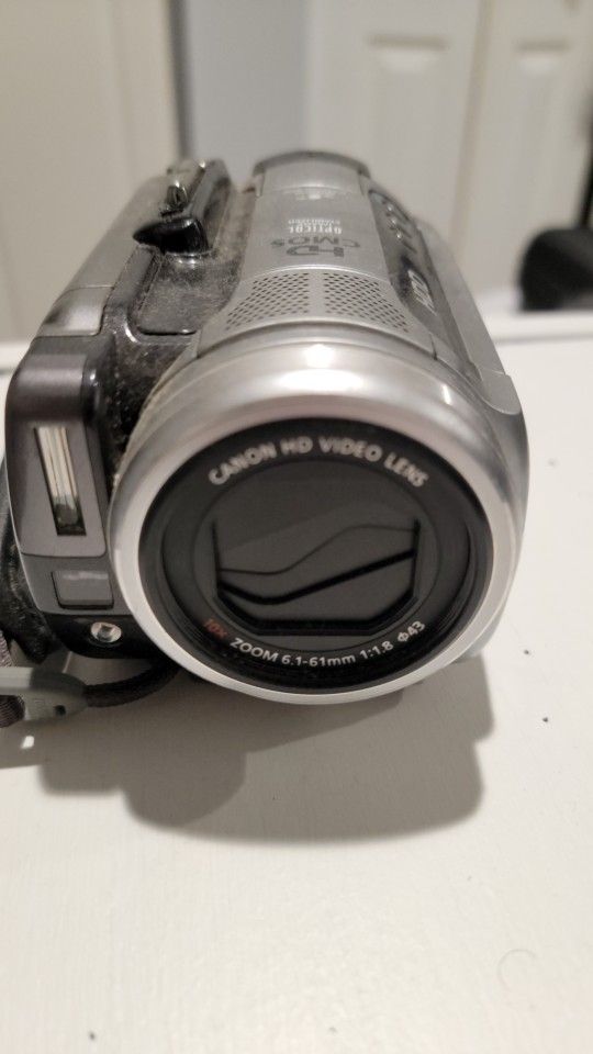Canon HG10 HD Camcorder