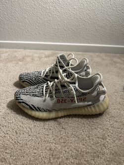 Yeezy 350 V2 Zebra