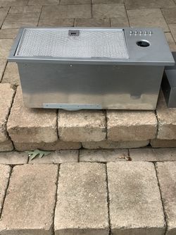 Range hood ventilation unit