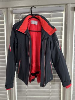Women’s Spyder Ski Jacket - size 6