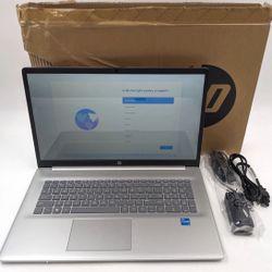 17.3” HP laptop i3 8Gb 256gb 