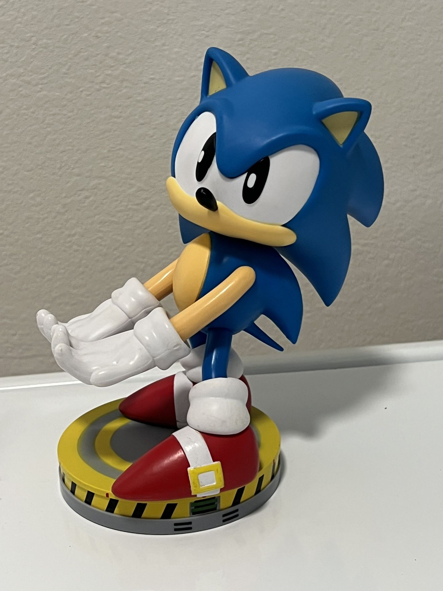 Sonic the hedgehog figure 
