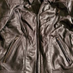 Black Men's Leather Motorcycle Jacket Size 46