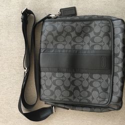 Coach Shoulder Bag 