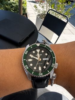 Seiko 5 Green “Hulk” Diver.