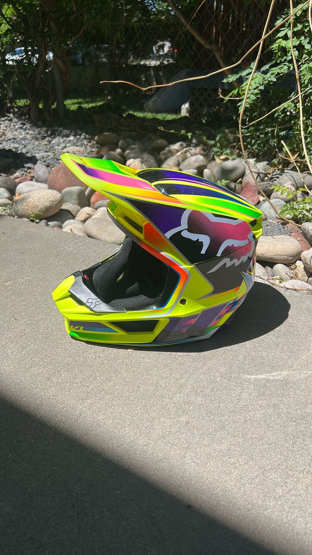 Fox V1 Helmet