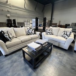 2pc Sofa & Love Seat Set